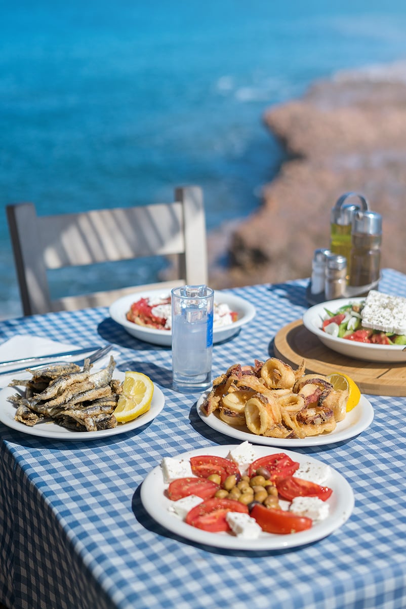 découvrez l'Ouzo un anisé de grèce